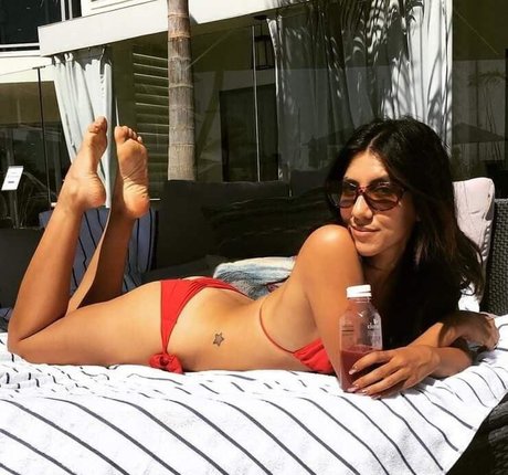 Stephanie Beatriz onlyfans leaked sex