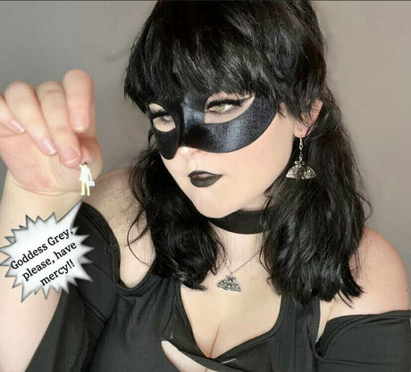 ivorysolesfree Profile pic