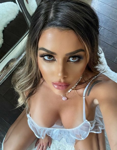 Juli annee tits onlyfans