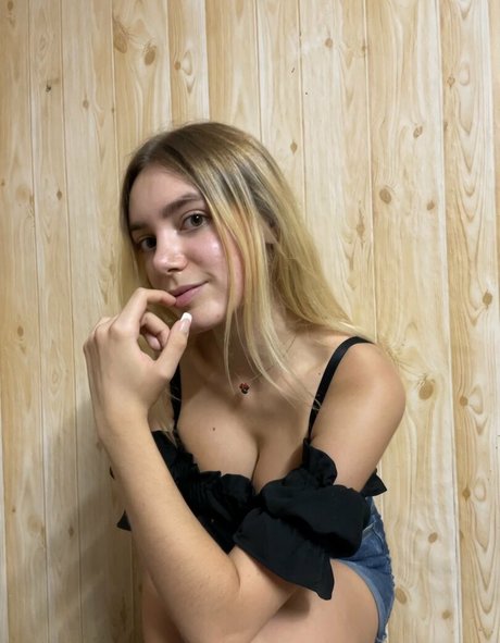 pink hair onlyfans beautiful xxx shots