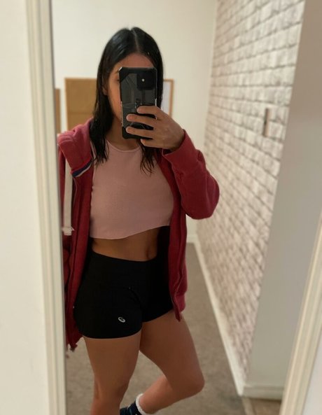 Sara Miller onlyfans leak free