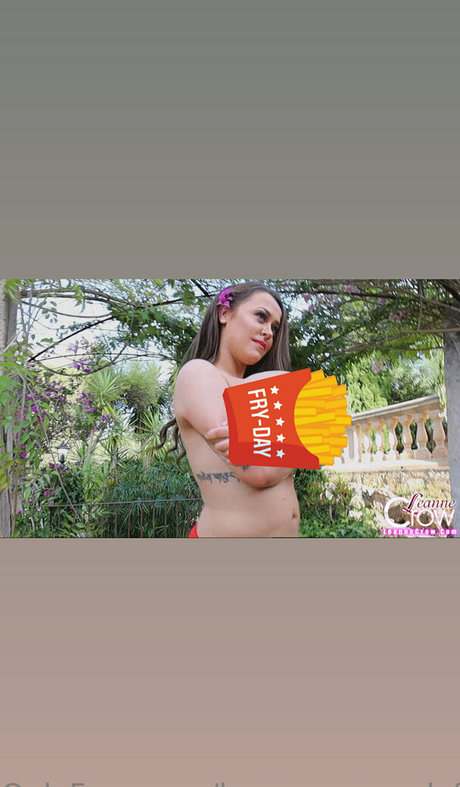 leannecrowonlyfans onlyfans nide