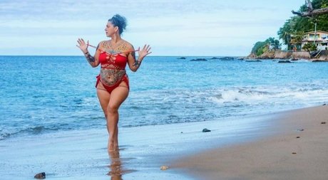 Danielle Colby ass onlyfans