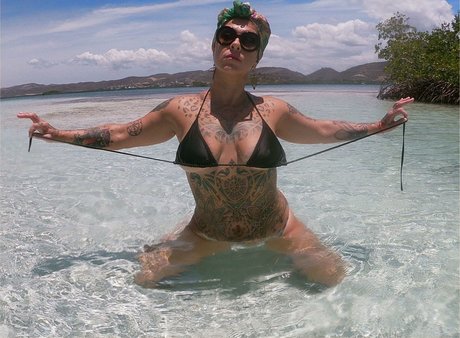 Danielle Colby onlyfans leak