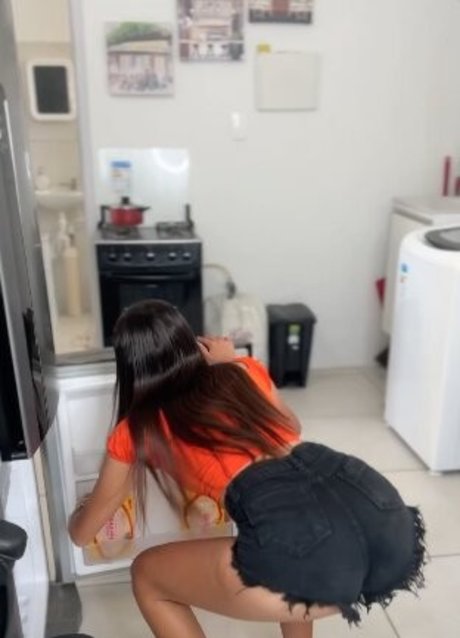 Milena Rocha onlyfans model photo