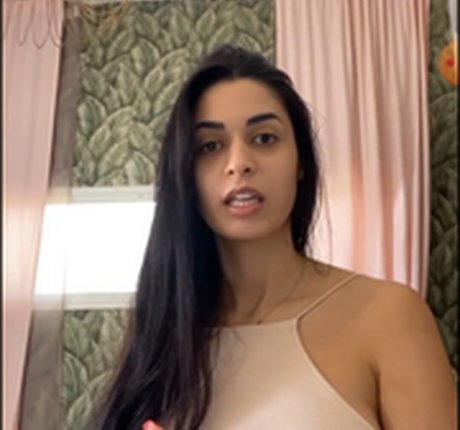 Shirin Azami nude porn onlyfans