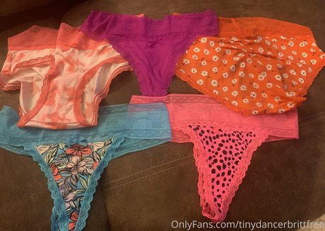 tinydancerbrittfree onlyfans leaked dirtyship