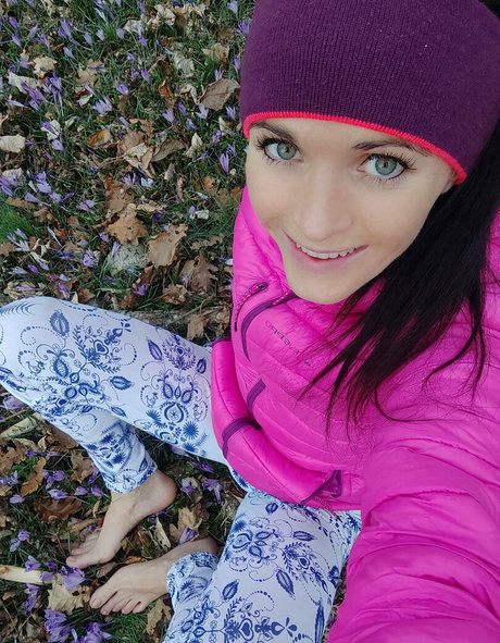 footjobsqueen onlyfans posts