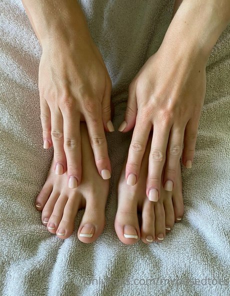 myposedtoes leaked porn onlyfans