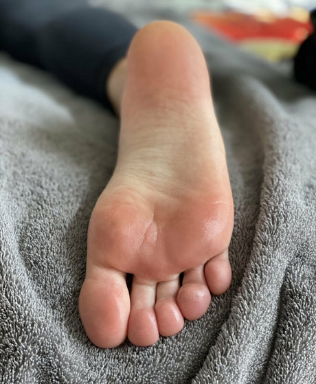 myposedtoes free only fans