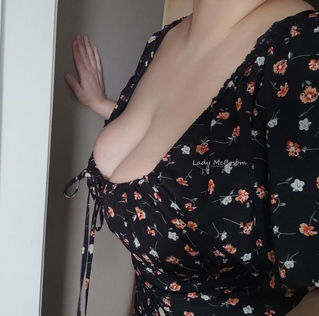 Lady McBosom only fans leak porn