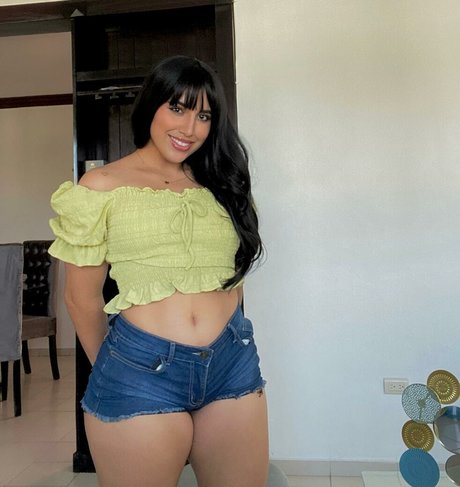 Lisenny Duran nude leaked onlyfans