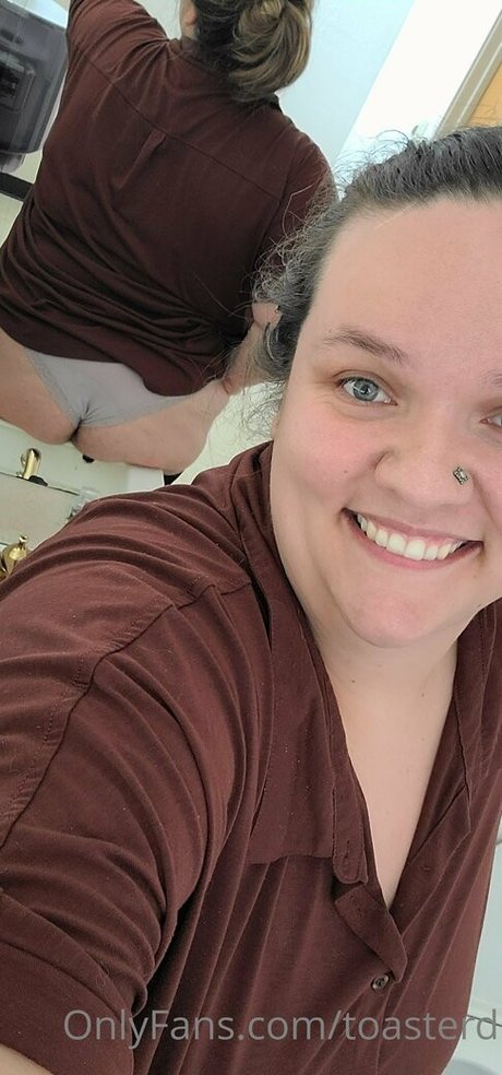 toasterd is on onlyfans