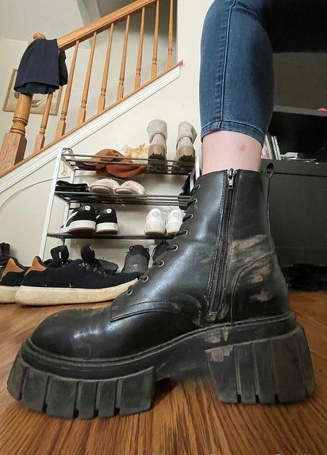 siennastompsonyou onlyfans model