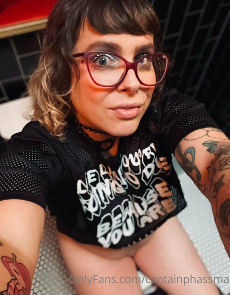 captainphassma onlyfans desnuda