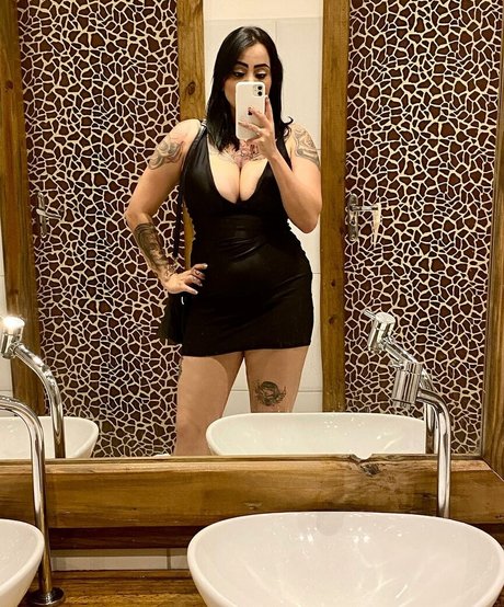 curvy amateur onlyfans exclusive negative