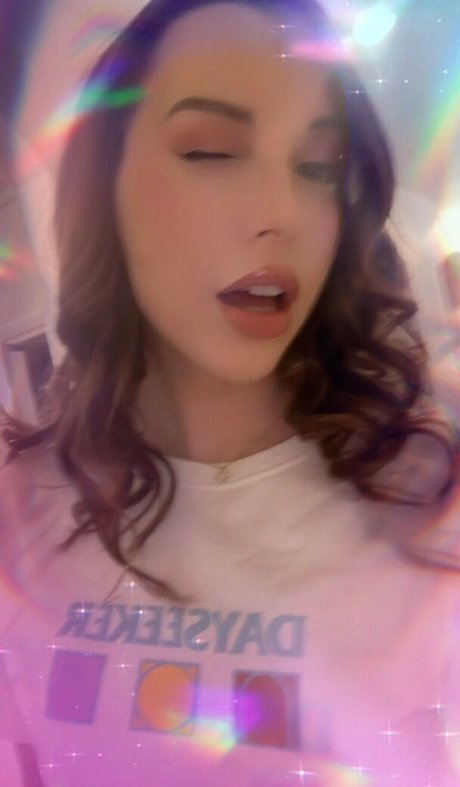 JackieMButler onlyfans striptease