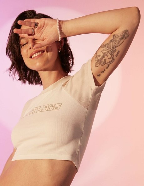 nude wife onlyfans hot render