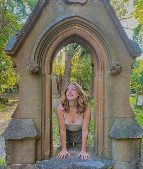 Teagan Croft onlyfans