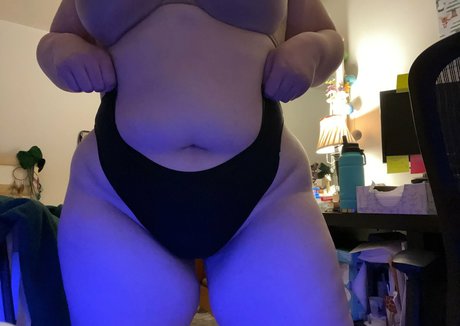 damned female onlyfans leams