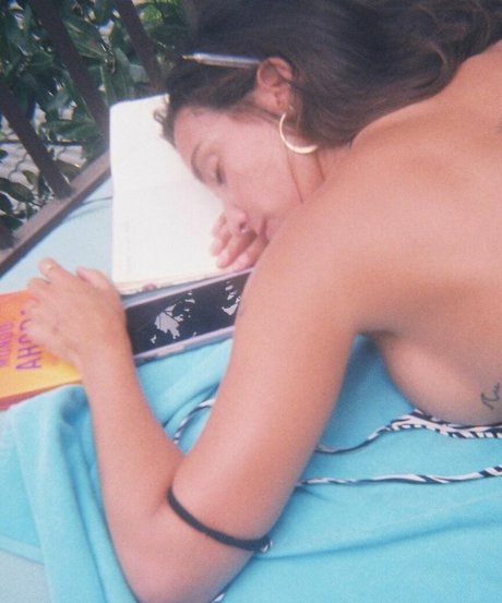 Bea Ortiz onlyfans pics