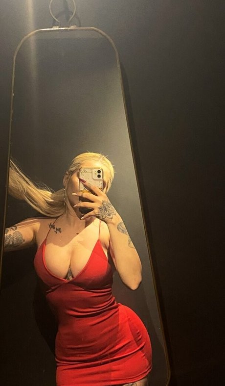 Elif Filyos onlyfans star