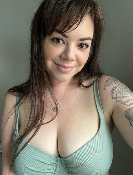 avajadeanderson onlyfans nude tits