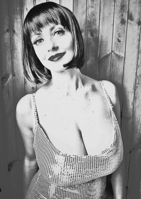 Lisa Bukawski onlyfans leaks free