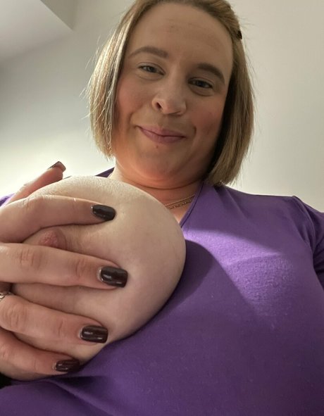 JuicyJune onlyfans nude leaks