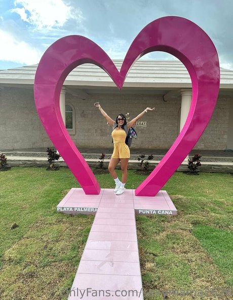 sexymama2626 onlyfans nude photos