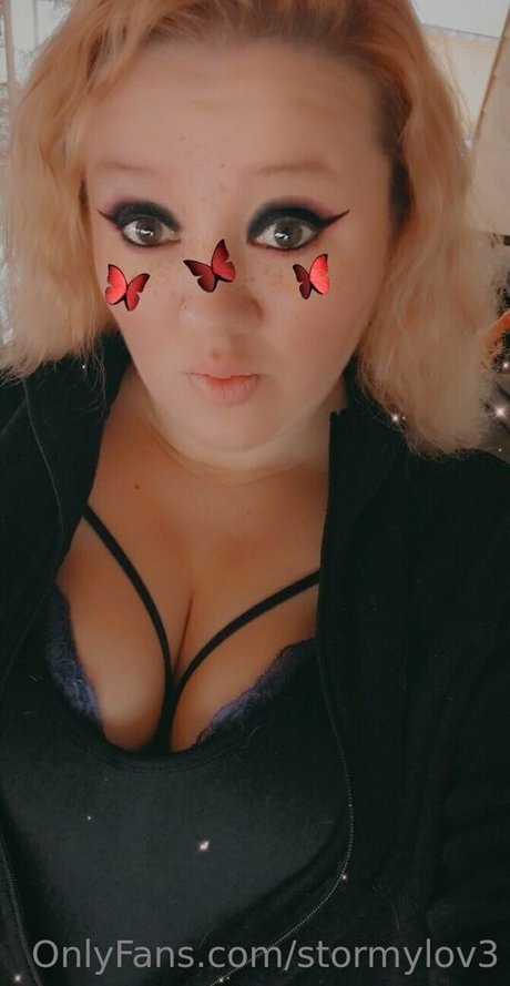 stormylov3 onlyfans leakes