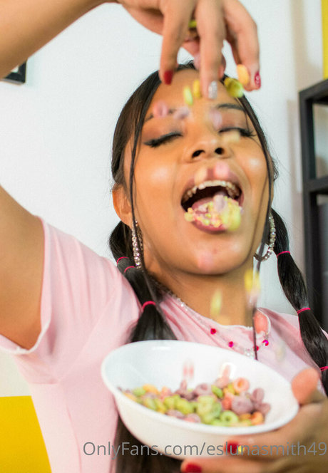 eslunasmith49 nude leaked onlyfans