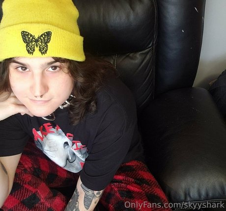 skyyshark free only fans