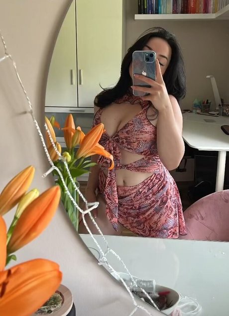 Olivia Clarks leaked onlyfans photos