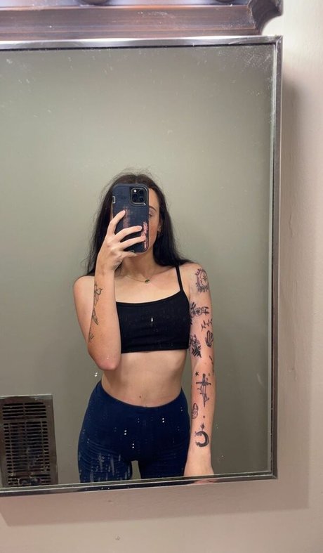 Chloe Grace is on onlyfans