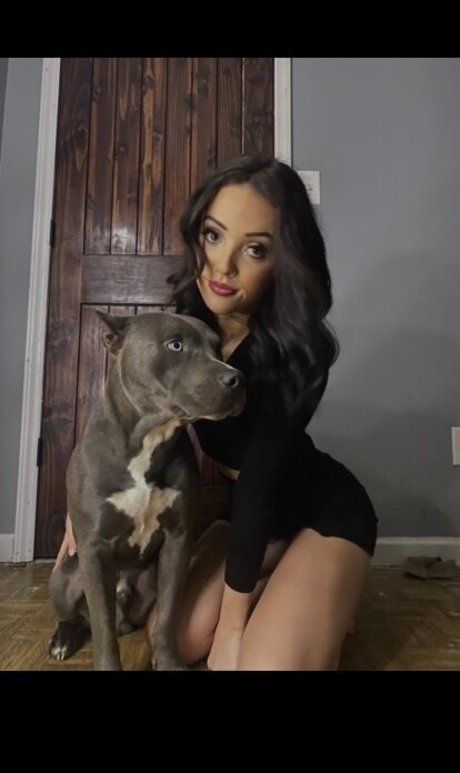 Chloe Grace nude onlyfans