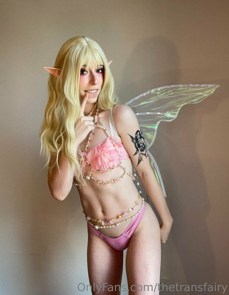 Aria Faye onlyfans leaks.