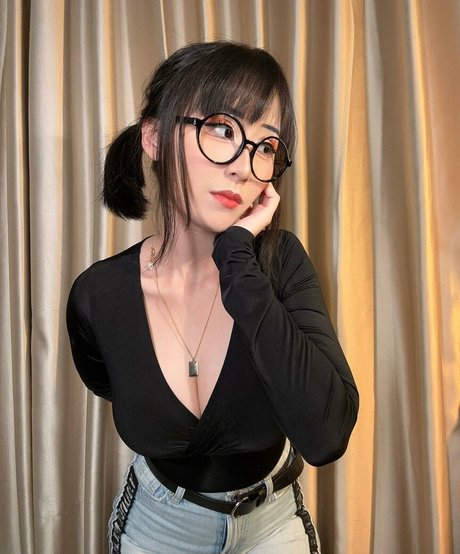 Larissa Rochefort leak onlyfans nude