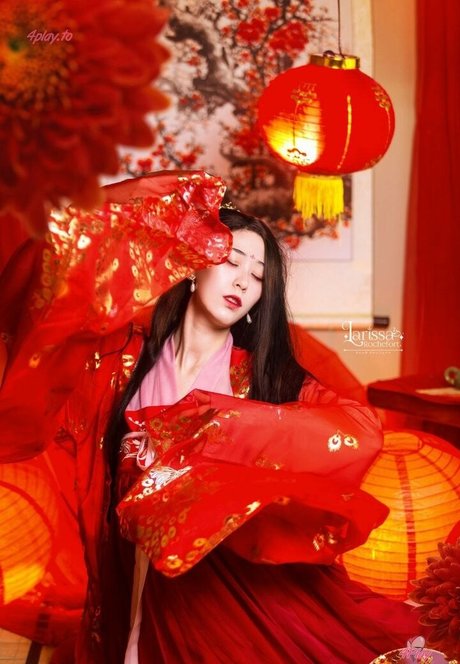 Larissa Rochefort onlyfans post