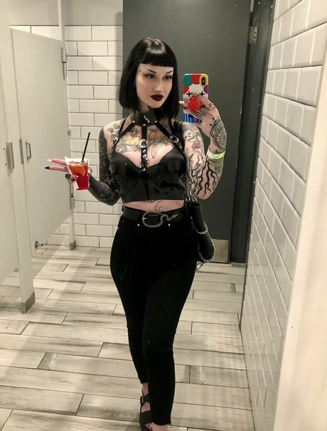 Hviley Rose only fans leaked