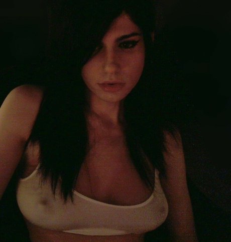 Kalindra Chan onlyfans porn leaked