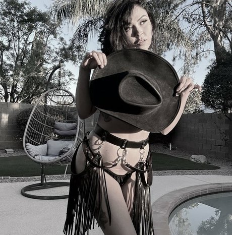 Pinksaltmoon new onlyfans leak