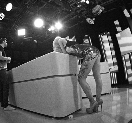 Polina Logunova onlyfans picture