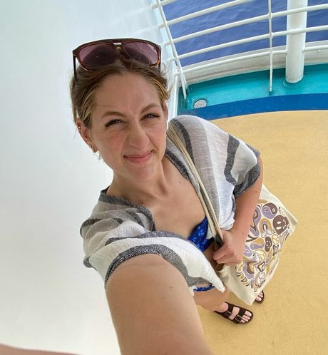 Rachel Wohlford onlyfans leak ass