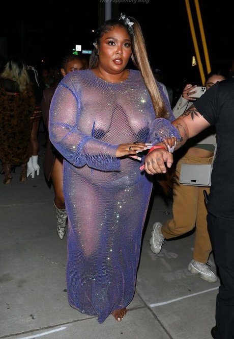 Lizzo onlyfans leak ass