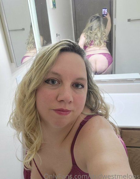 midwestmelons onlyfans creator