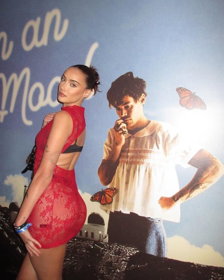 Olivia OBrien nude onlyfans porn