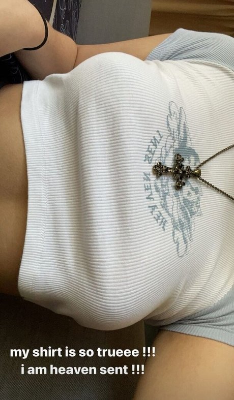 Chxrrychick sexy onlyfans