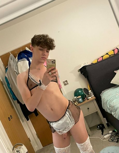 kiekie18x onlyfans fuck