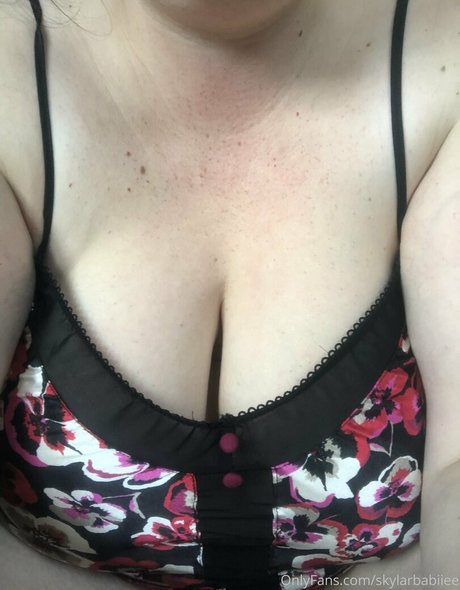 skylarbabiiee leaked onlyfans pics